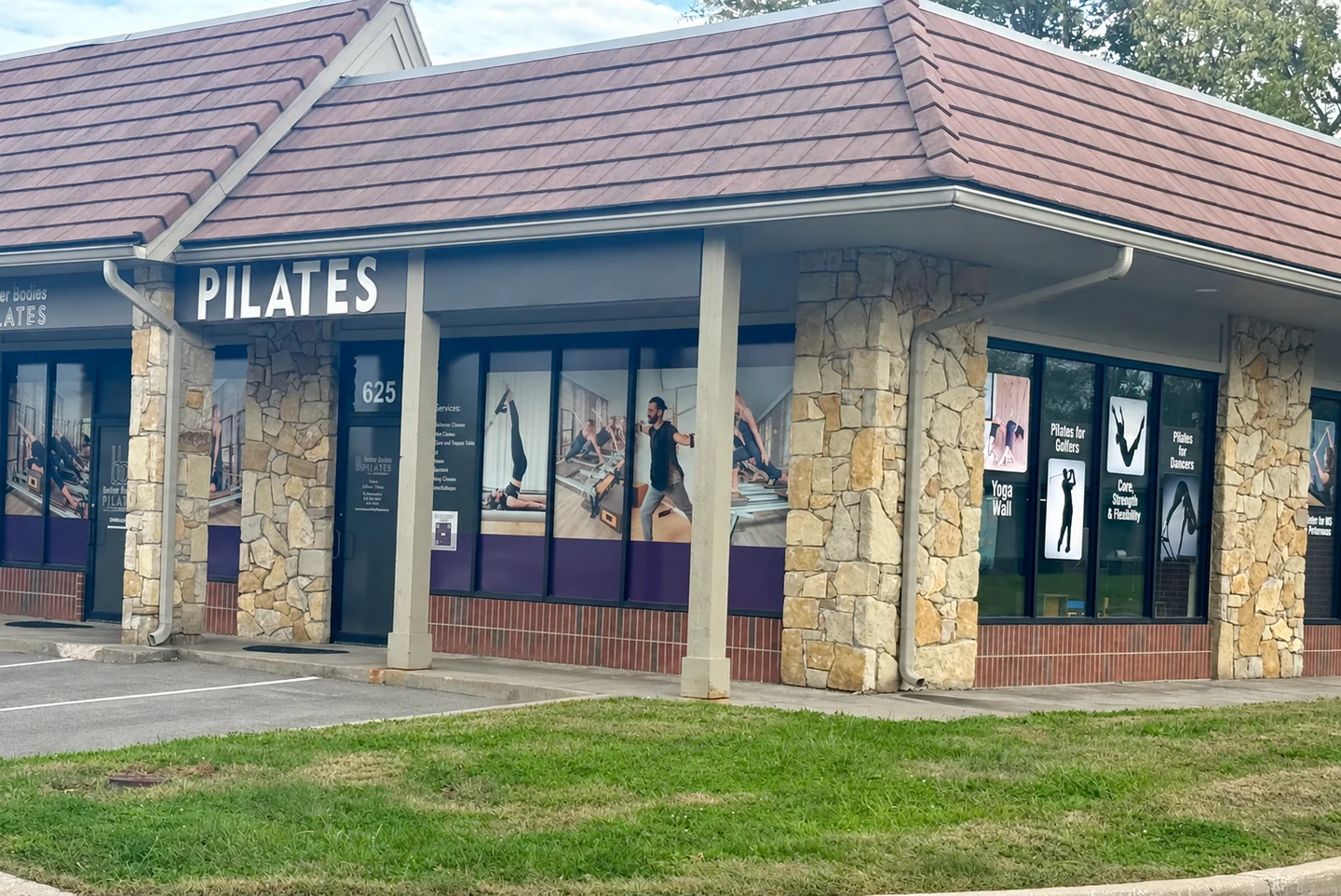 The Better Bodies Pilates storefront at 625 NE Woods Chapel Road in Lakewood